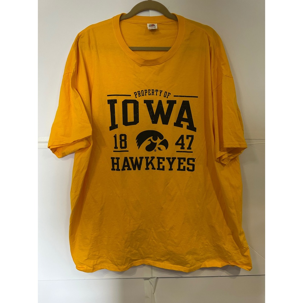 Iowa Hawkeyes T-Shirt College Graphic Tee Fruit of the Loom 3XL